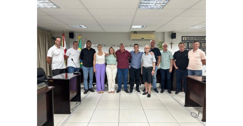  Beto Kuerten (ex-prefeito de Braço do Norte) assume chefia de gabinete de Julio Garcia
