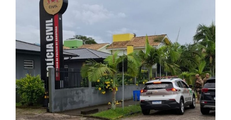  Garopaba / Homem de 45 anos é preso em operação conjunta da PM e Polícia Civil por tráfico de drogas na cidade