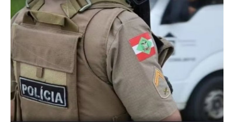  Imbituba /  Operação da PM desarticula grupo que utilizava menor de idade para venda de drogas 