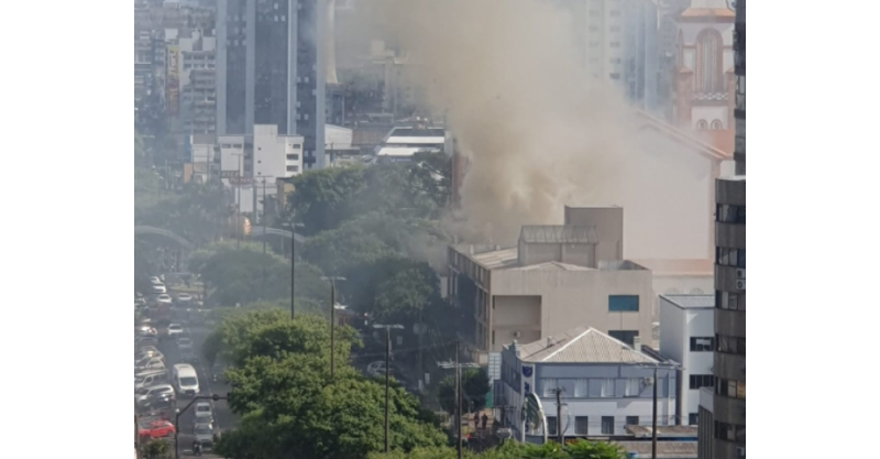  Incêndio atinge Catedral Santo Antônio em Chapecó