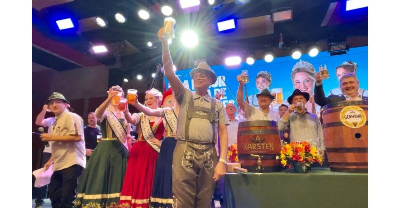  Jaraguá do Sul / Noite memorável marca a abertura da 34ª Schützenfest