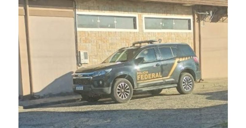  Laguna / PF cumpre busca e apreensão na cidade em operação de estelionato contra Receita Federal
