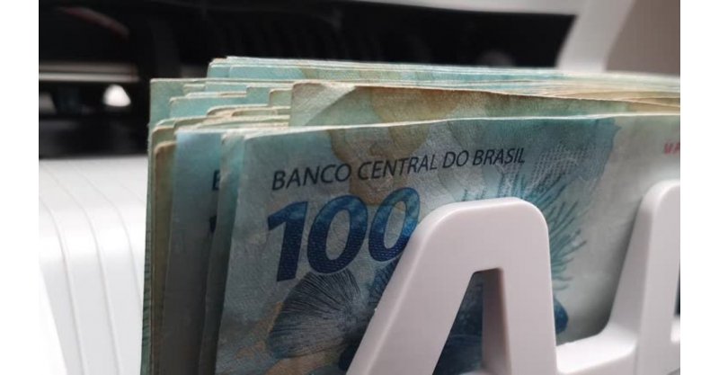 Adeus R$ 1.518: governo bate o martelo sobre novo piso nacional com aumento já para janeiro