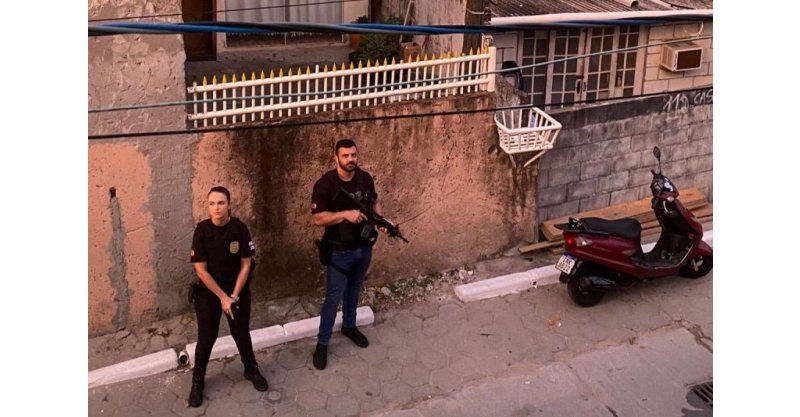 Aliança inédita entre tráfico e jogo do bicho preocupa polícia e leva a 5 prisões em SC e RS