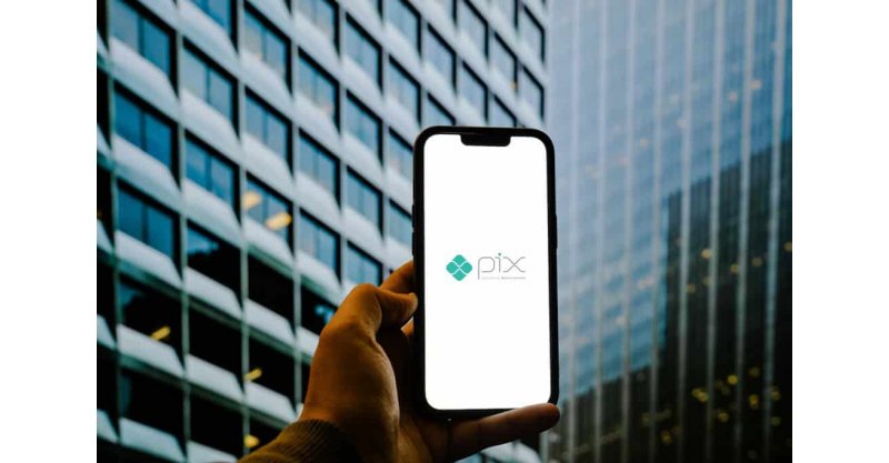 Após ataques de 'hackers', BC anuncia limites para transferências via PIX e regras mais rígidas para autorização de novas instituições
