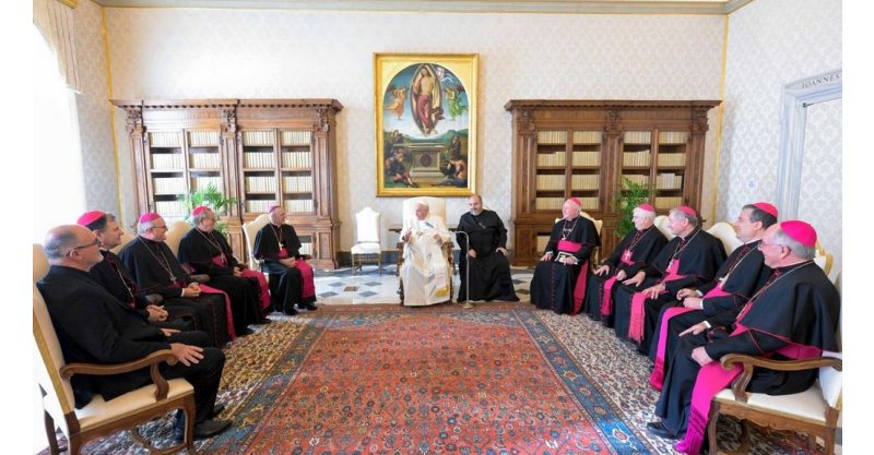 Bispo de Tubarão participa de audiência privada com o Papa no Vaticano