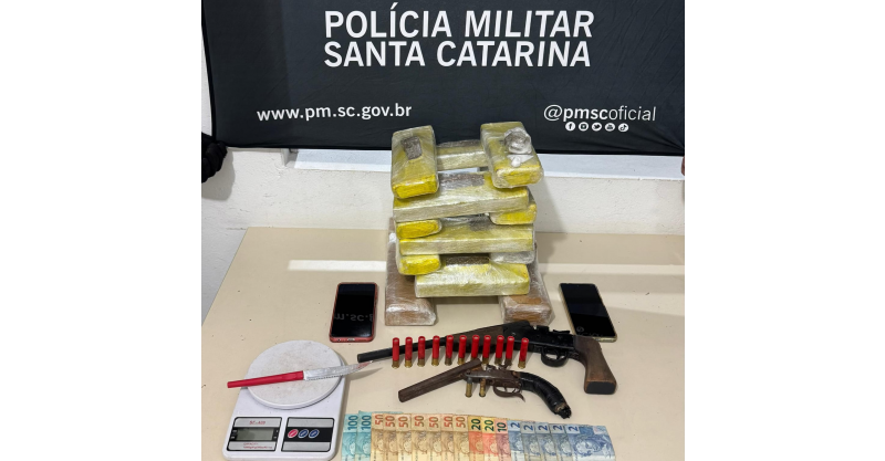 Braço do Norte / Polícia Militar prende trio após tentativa de homicídio e apreende mais de 8 kg de drogas em SC