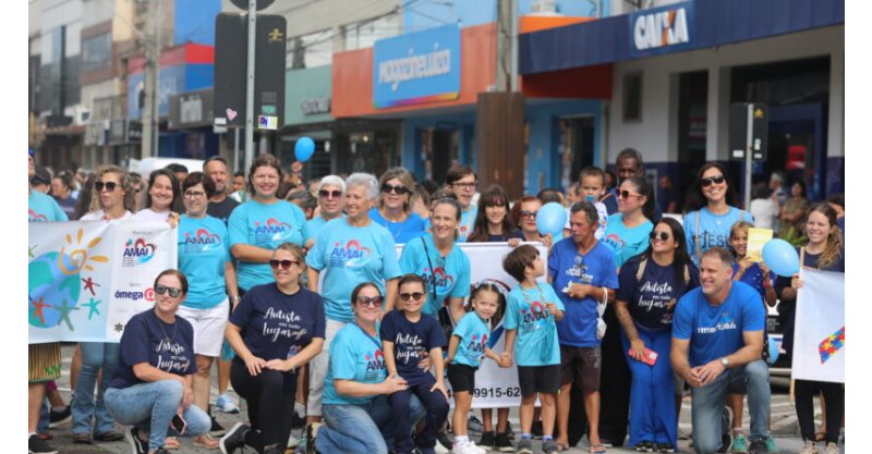 Caminhada Azul da AMAI mobiliza Imbituba pela conscientização do autismo