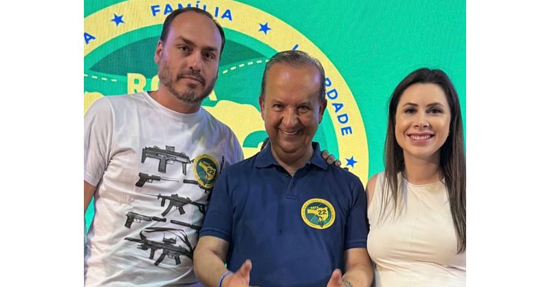 Carlos Bolsonaro e Carol de Toni no Oeste com Jorginho Mello