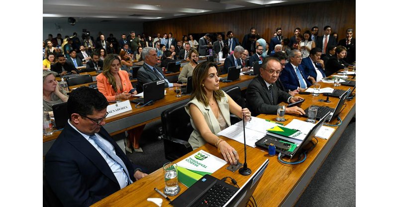 CCJ do Senado suspende demarcação de terras indígenas em SC