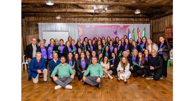 CERPALO celebra formatura do Programa Mulheres Cooperativistas