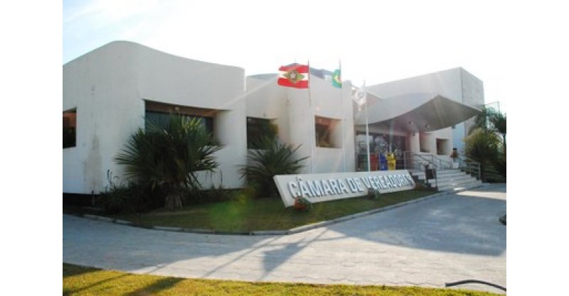 Câmara de Imbituba institui o “Maio Laranja” e cria Semana e Dia Municipal de Combate ao Abuso Sexual Infantil