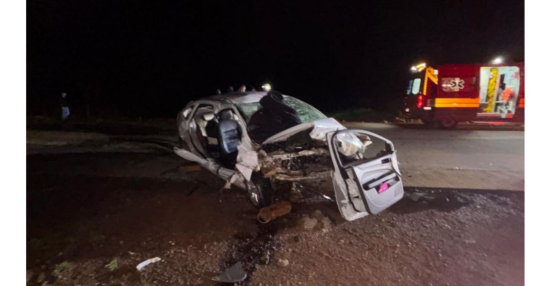 Colisão grave entre dois carros na ‘curva da morte’ deixa um morto e duas mulheres feridas em SC
