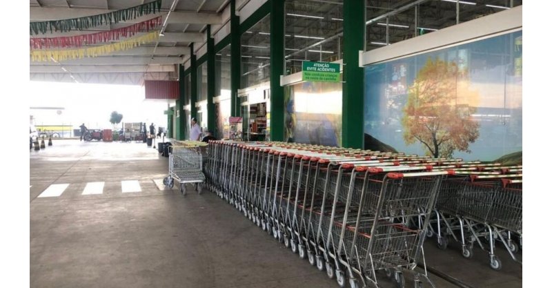 Comércio de bairro pode ganhar força com supermercados fechados aos domingos; entenda a medida