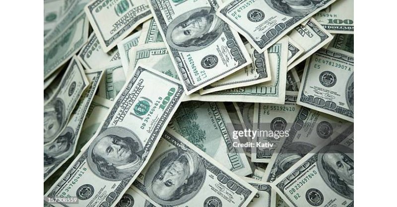 Dólar tem 7ª queda seguida e fecha em R$ 5,86, às vésperas da 'Superquarta'