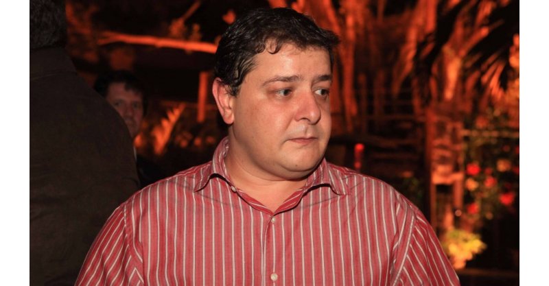 Filho de Lula, Lulinha deve deixar o Brasil e retornar à Espanha em meio à investigação da PF