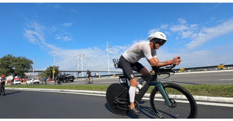 Florianópolis recebe o IRONMAN Brasil neste domingo (31) com atletas de 26 países