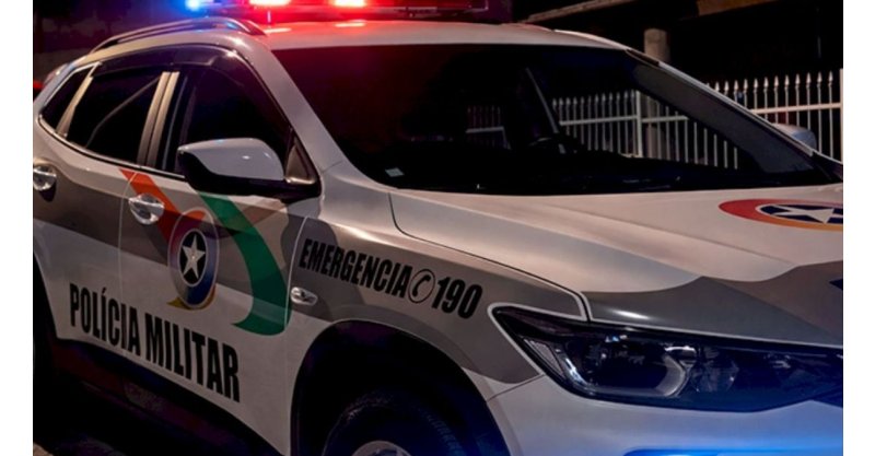 Garopaba / Homem com mandado de prisão por furto é preso após denúncia de ameaça no município