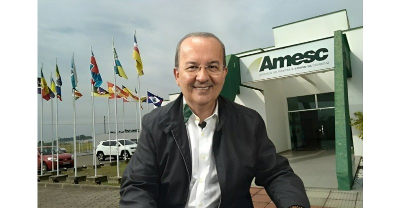 Governador Jorginho Mello visita AMESC