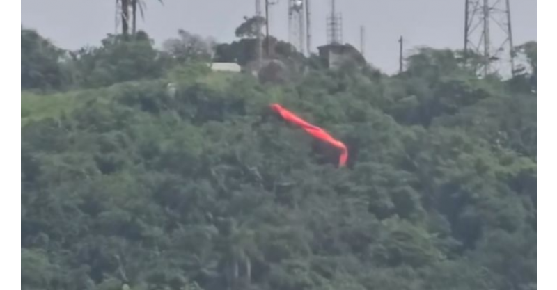 Homem cai de parapente e mobiliza bombeiros em Imbituba