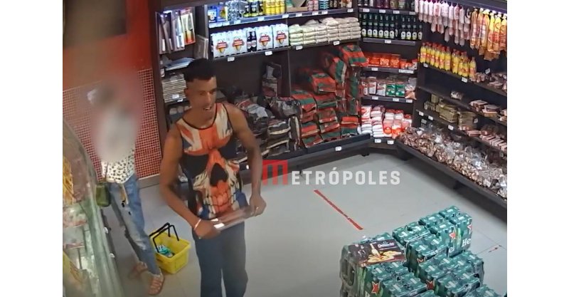 Homem é preso após atacar ex com facão em mercado e ferir mais duas pessoas em SC