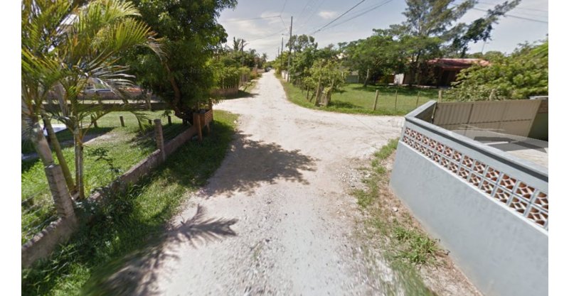 IMBITUBA / Mulher reage com cotovelada e chute após ser agarrada em tentativa de assalto 