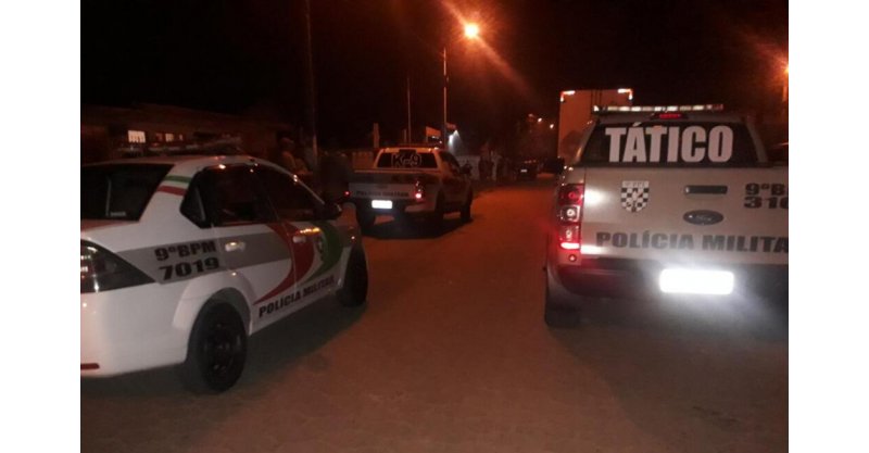 Imbituba / Pai e filho são presos por suspeita de tráfico de drogas na modalidade tele-entrega 