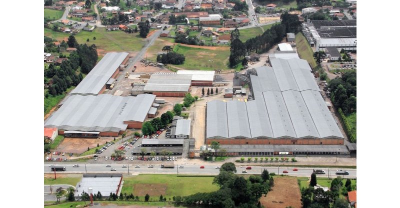 Indústria de SC demite 300 funcionários após impacto de tarifas dos EUA