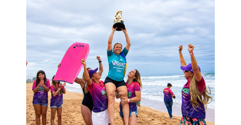 Lagunense de 53 anos conquista título mundial de bodyboarding