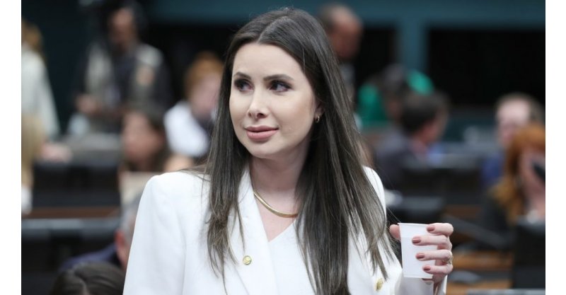 Manifestação certeira de Carol De Toni sobre a nova onda, criminosa, de invasão de propriedades