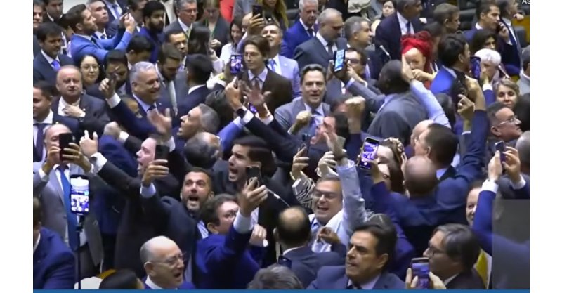 MP 1303: Câmara derruba medida provisória que recompensa recuo no IOF
