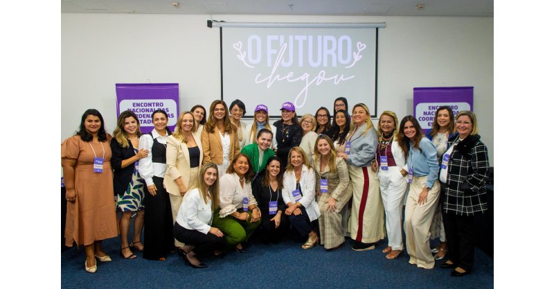 Mulheres Progressistas alinham estratégias em Brasília e ampliam projeto em SC