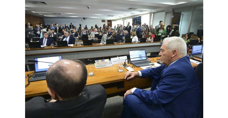 Novas regras para impeachment de ministros do STF estão na pauta da CCJ desta quarta; votação deve ficar para a próxima semana