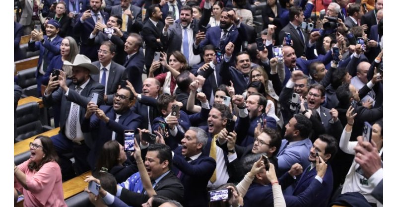 PL da Anistia: maioria da bancada catarinense votou a favor da urgência