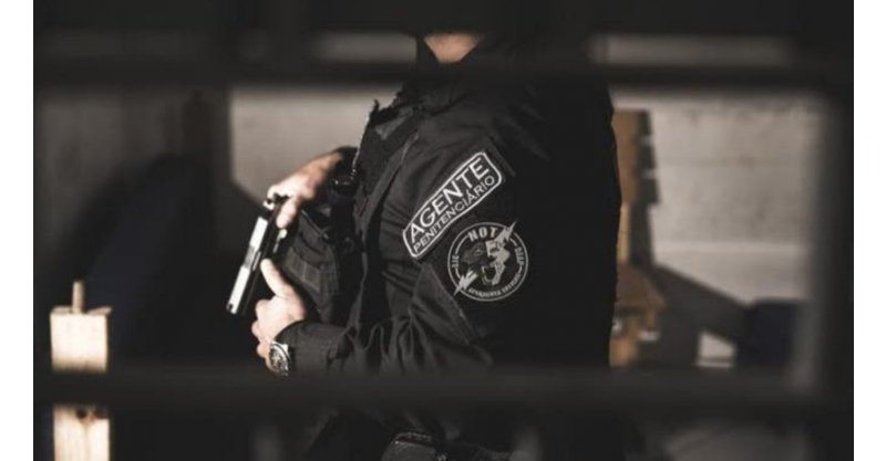 Porte de arma e teste psicológico de agentes penais catarinenses têm regras mais rígidas; entenda portaria
