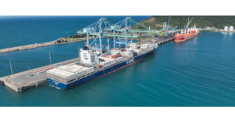 Porto de Imbituba celebra a 100ª escala do Navio Vicente Pinzón