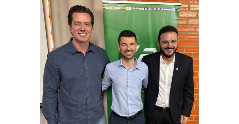 Prefeitos de Gravatal e Pescaria Brava assumirão a Amurel