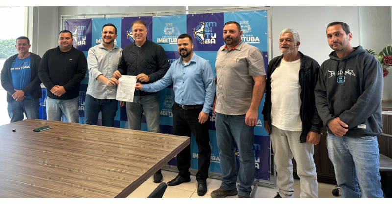 Prefeitura de Imbituba assina Ordens de Serviço para obras de acessibilidade viária no Campestre e Guaiúba