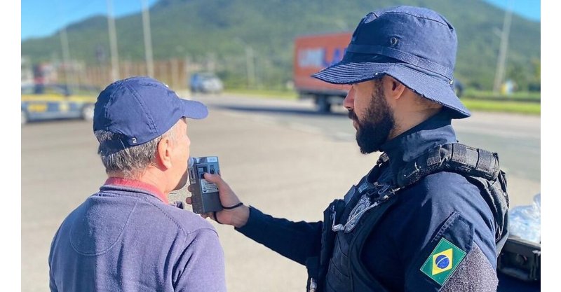 Rodovias de SC registraram 100 acidentes e seis mortes no feriadão