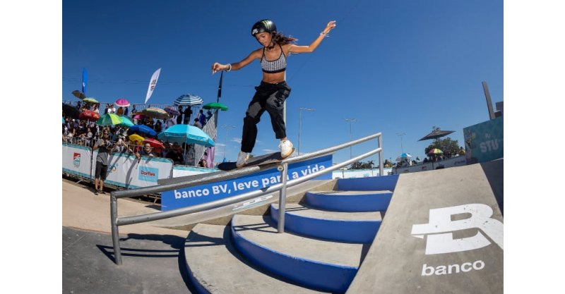 Rayssa Leal domina final, é campeã do STU de Porto Alegre e levanta torcida com manobra espetacular