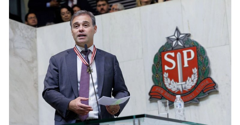 Relator do caso Master e fraudes do INSS, André Mendonça usa homenagem para mandar recados