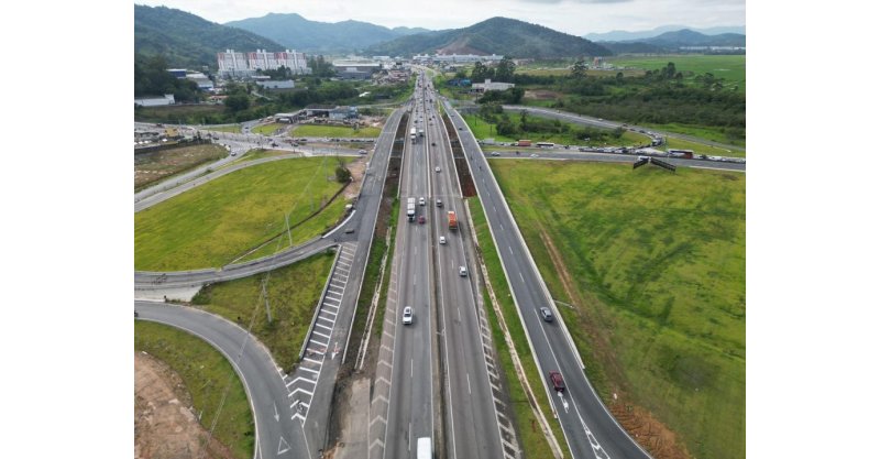 Retrospectiva 2025: ano se consolida pelo maior avanço da malha viária de SC com 84% considerados ótimos