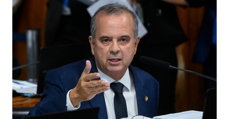 Rogério Marinho acusa Flávio Dino de interferência eleitoral após ministro derrubar decisão de André Mendonça sobre post de Nossa Senhora