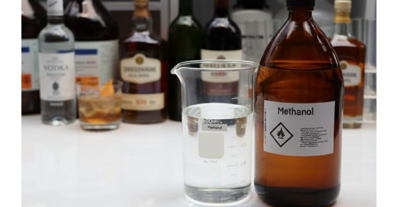 Rótulo torto e preço baixo: metanol em bebidas preocupa SC e Procon dá dicas para identificar