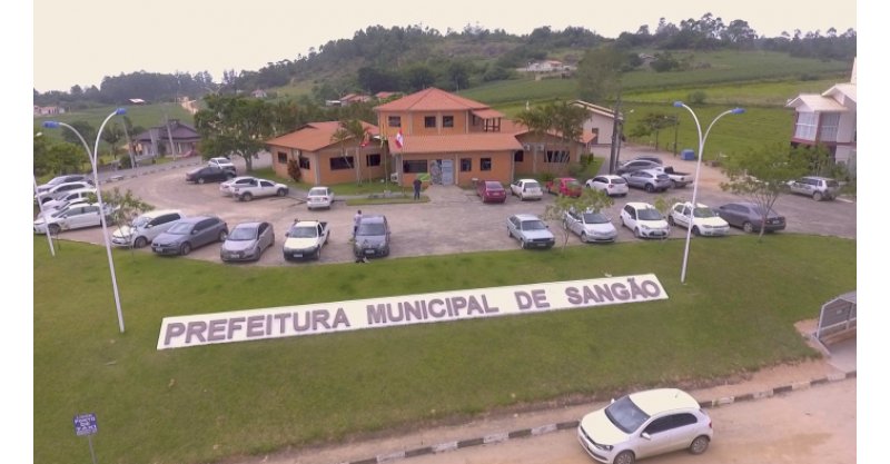 Sangão / Justiça mantém proibição de contato de prefeito com denunciados e testemunhas