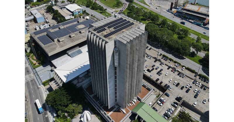 Sede do TJSC em Florianópolis instala usina de energia solar