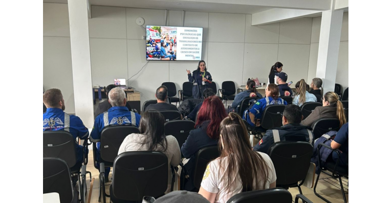 SEMSA promove capacitações sobre parto de emergência e manejo de crises psiquiátricas