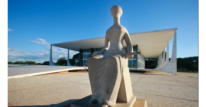 STF suspende todos os processos do país sobre pejotização