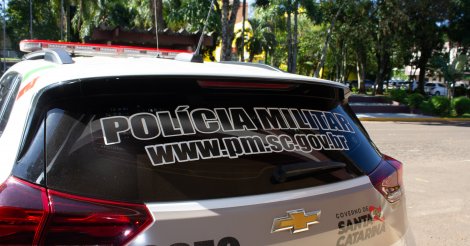  Capivari de Baixo / Homem alega ter pegado carro emprestado, mas acaba preso ao ser flagrado com veículo furtado