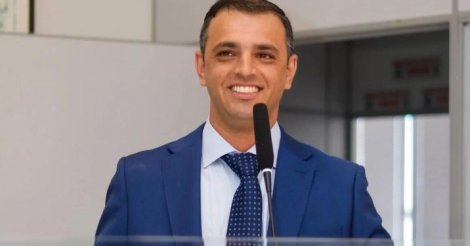  Garopaba / Justiça aceita denúncia contra prefeito e mais 15 por fraudes em licitações